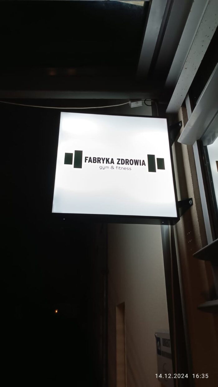 Kasetony, banery, montaże folii galeria - obrazek 9